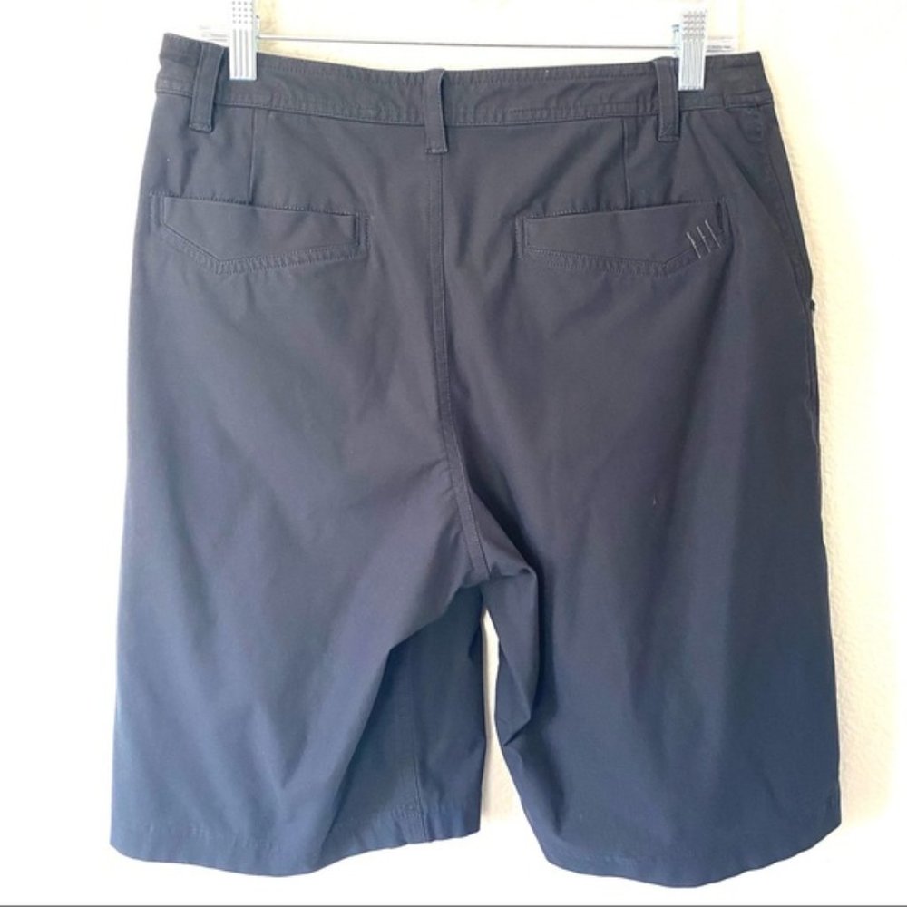 lululemon Men's Hybrid Shorts - 32 - Picture 2 of 4